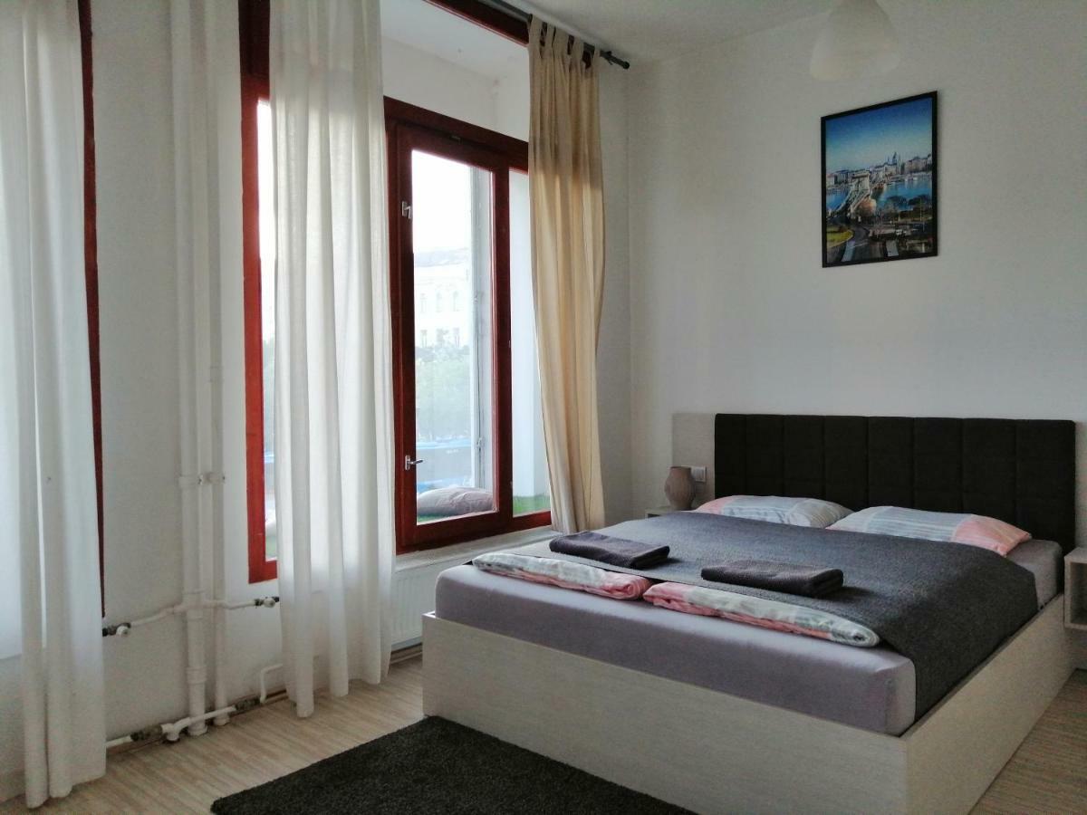 Zoom-Budapest Apartments Luaran gambar