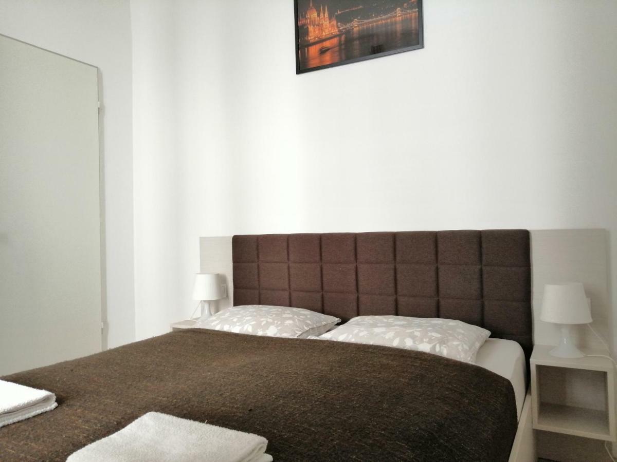 Zoom-Budapest Apartments Luaran gambar