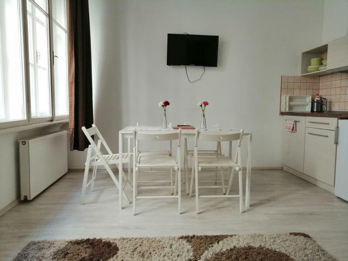 Zoom-Budapest Apartments Luaran gambar