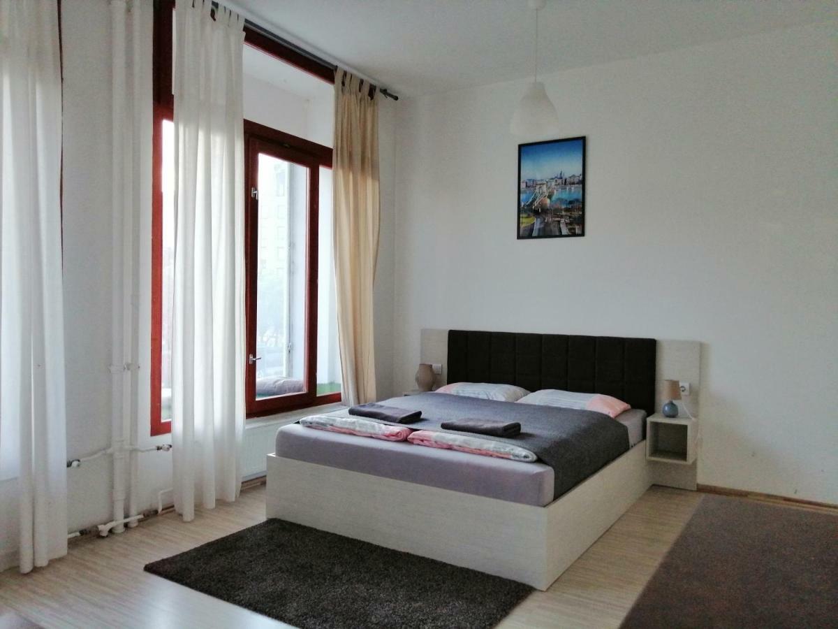 Zoom-Budapest Apartments Luaran gambar