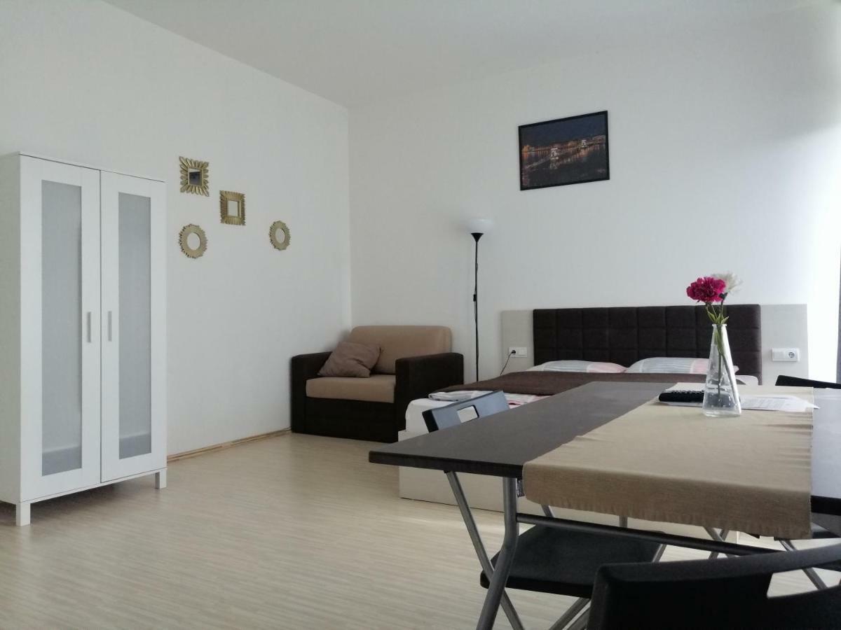 Zoom-Budapest Apartments Luaran gambar